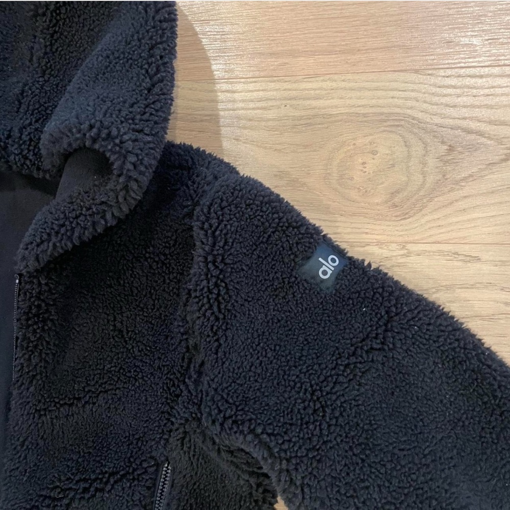 ALO Black Sherpa Hoodie Jacket - Picture 4 of 5